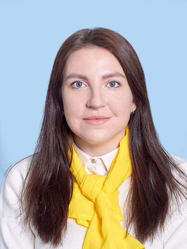 Учитель-дефектолог Титова Светлана Романовна.